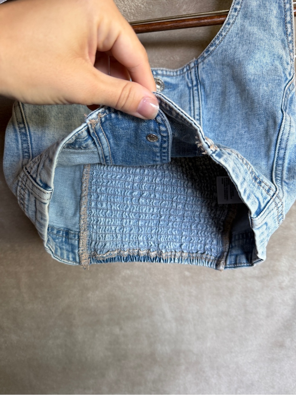 American Eagle Denim Button-Front Crop Top Blue S - Picture 2 of 5